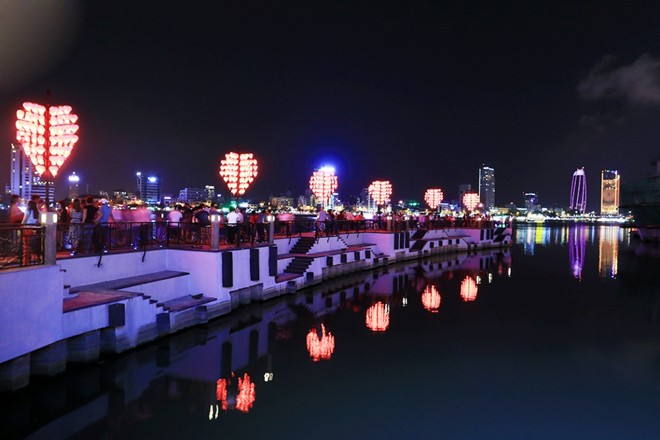 Cầu tàu tình yêu – điểm hút du khách mới ở Đà Nẵng